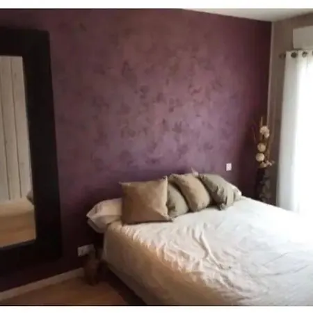 Holiday home Maison Bois Au Calme