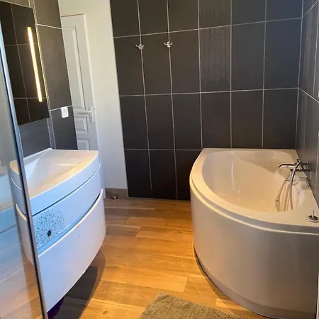 Holiday home Maison Bois Au Calme *