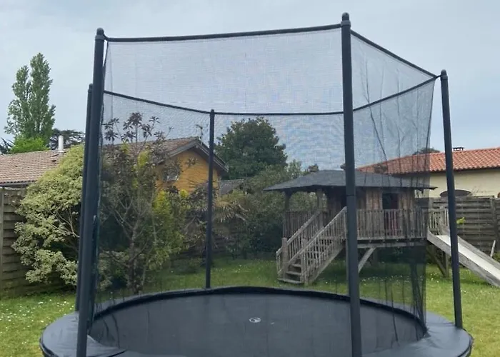Holiday home Maison Bois Au Calme Gujan-Mestras